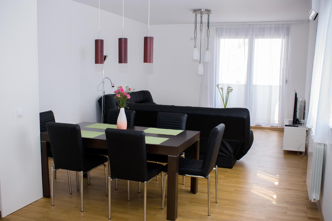 Botanical Garden Apartments Beograd Ngoại thất bức ảnh